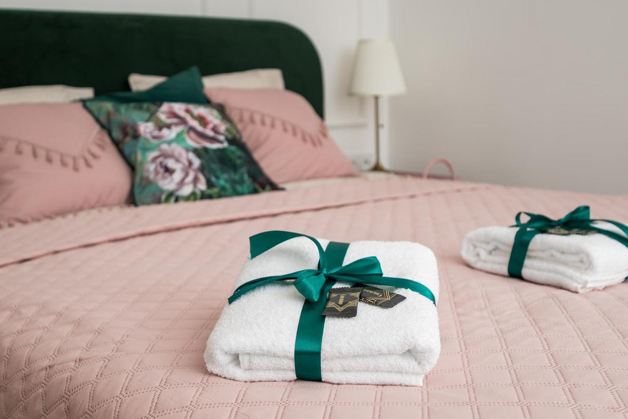 Lovely Downtown Studio At Most Lively Hoza Street, Discover Warsaw On Foot Zewnętrze zdjęcie